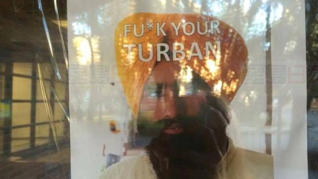 「*你的頭巾」：亞省大學現令人震驚種族歧視海報