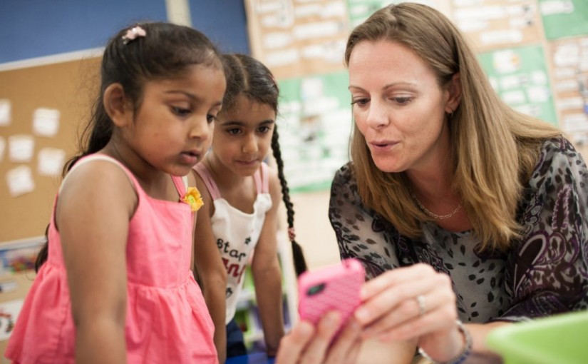 教室高溫如桑拿 善良教師花錢買空調