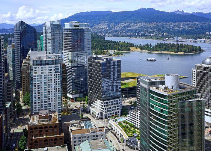 付不起新稅惹不滿 華裔女興集體訴訟禁新例