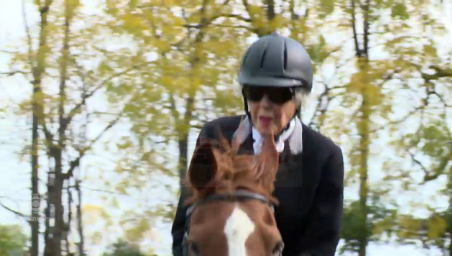 贊！96歲安省老奶奶酷愛騎馬 停不下來