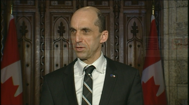 保守黨魁候選人:如執政 投票時女性必須露臉