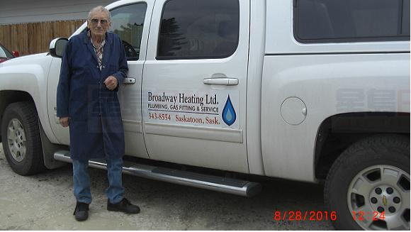 加國出世界最老水管工 92歲不打算退休