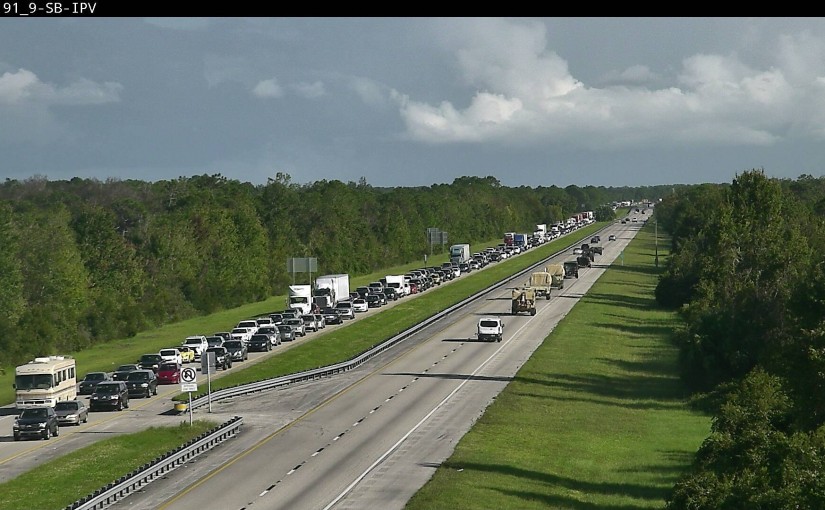 巨型颱風接近佛州 200萬居民被勸緊急疏散