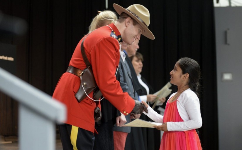 入籍人數驟減加國身份貶值了嗎？非也