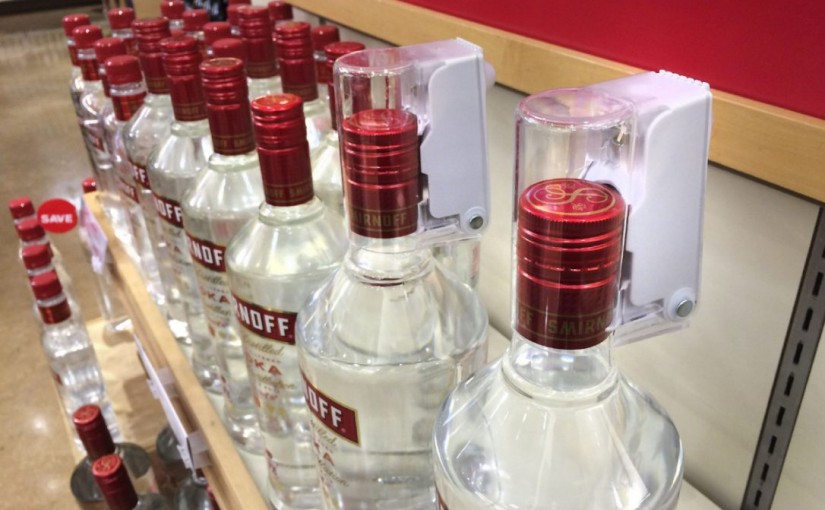 太多人順手牽羊 LCBO幫烈酒上鎖