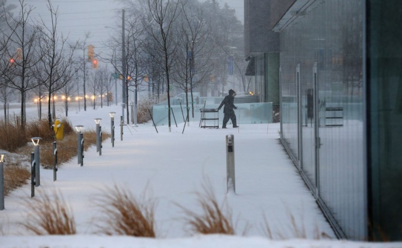 東部居民做好準備 這個週末安省首場大雪