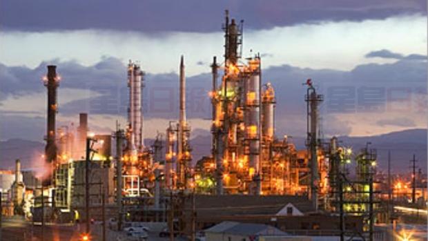 油價暴跌成本難降 加拿大油砂礦公司拼命削減開支