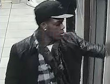 市中心先後刺傷兩人 嫌犯長這樣