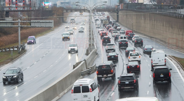 莊德利:嘉甸拿修繕費增10億 不從過路費里拿