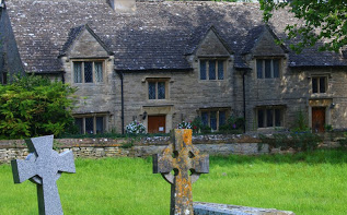 英國無名小村突現大量中國遊客