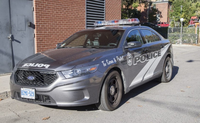 警局擅自幫警車改色 市府要求改回去