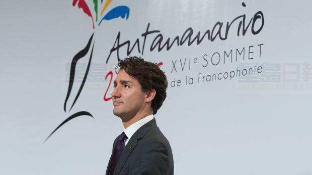 小杜：卡斯特羅獨裁 但一生有建樹