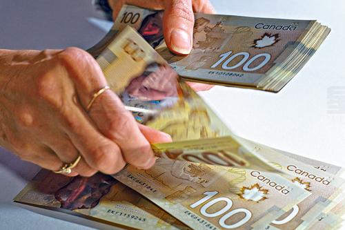 半價現金買機票 無法登機才報警