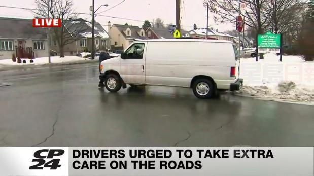 多倫多凍雨警報終結束 道路封閉眾多車輛被困