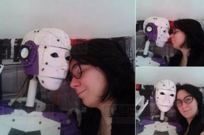 法女超前衛 與「機械人」同居1年盼盡快結婚