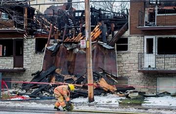 聖誕前一場大火 5個家庭失去居所