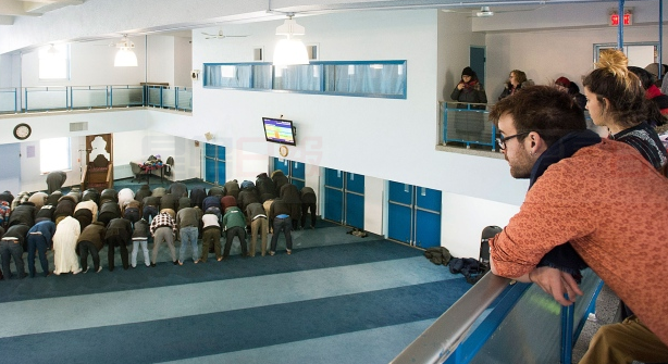 呼籲理解 滿地可14家清真寺舉行開門活動