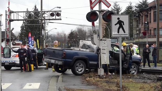 卑詩省高貴林發生劫持車輛事件 皇家騎警正追緝一名男子