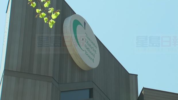 自閉症少女被鎖校車6小時 粗心司機遭停職