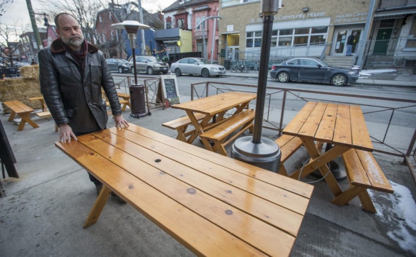 多倫多擬向露天茶座增收費用 餐館老闆不滿