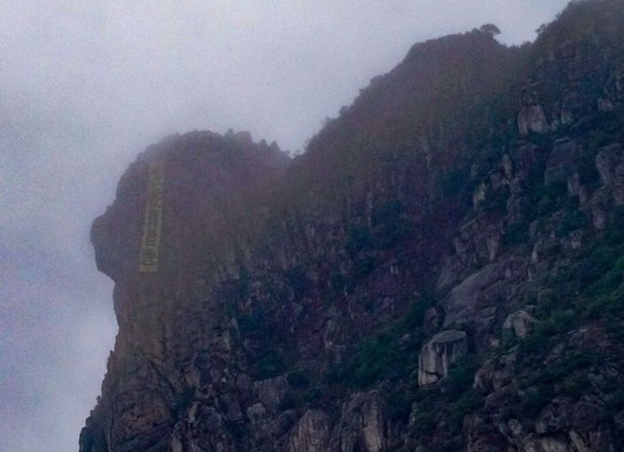 社民連獅子山掛「我要真普選」直幡