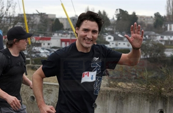 杜魯多:大麻合法化能保護年輕人 賺黑幫的錢