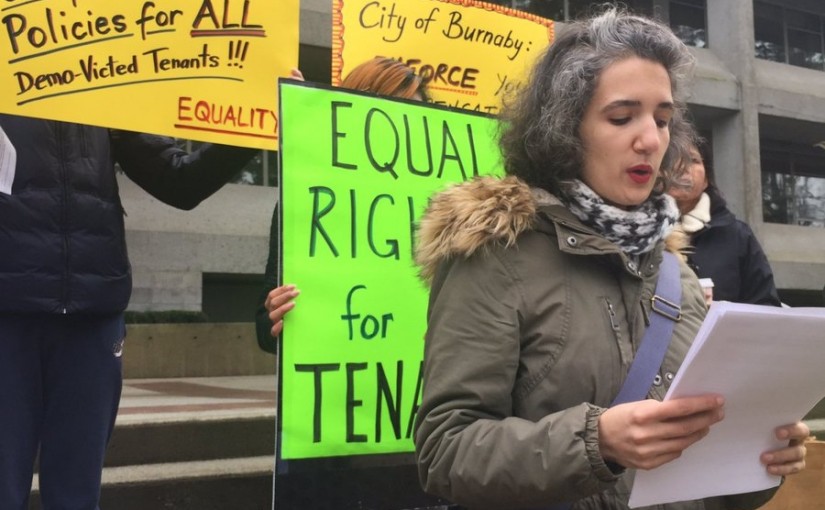 卑詩省本拿比市有示威者闖入市長的辦公室 進行靜坐抗議