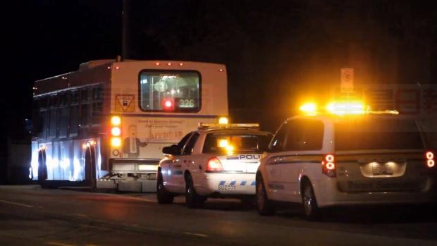 卑詩省素里市發生巴士司機和乘客遭襲擊事故 一名男子被捕