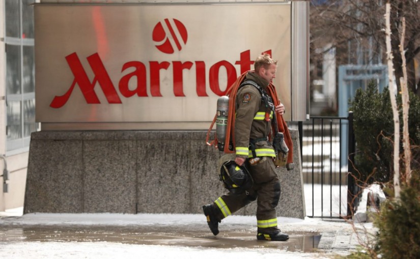 市中心Eaton Centre旁酒店大火