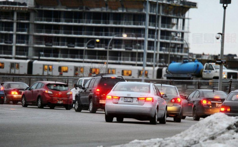 密市考慮是否繼續提供免費停車位