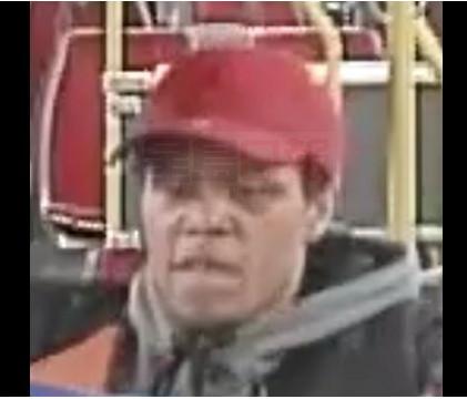 TTC公車上搶劫 警方發圖抓捕三名嫌犯