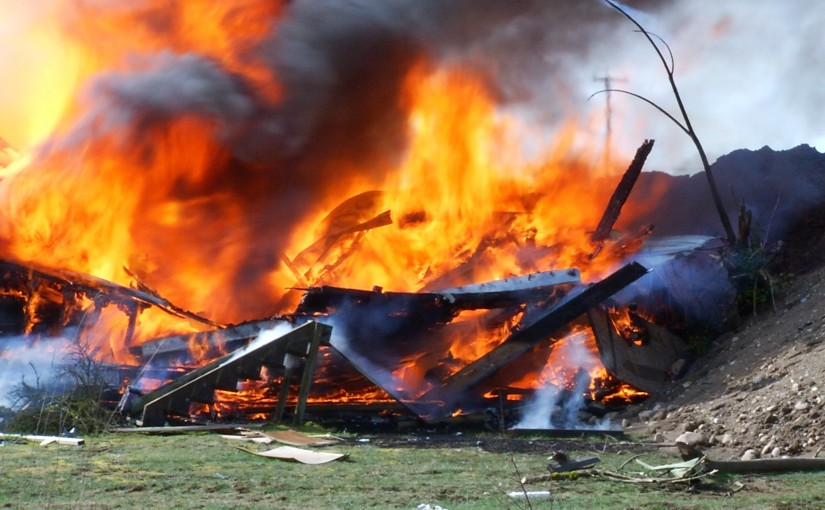 卑詩省菲莎河谷Abbotsford有房屋發生火警 沒有人受傷