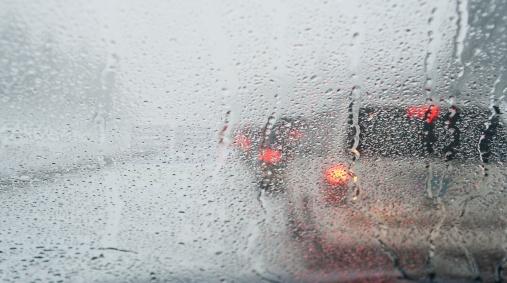 加國大西洋沿岸受風暴影響 數萬人面臨停電