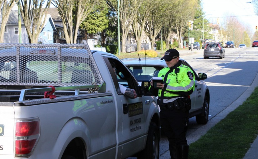 卑詩省政府聯同卑詩汽車保險局與警方 加強打擊分心駕駛行為