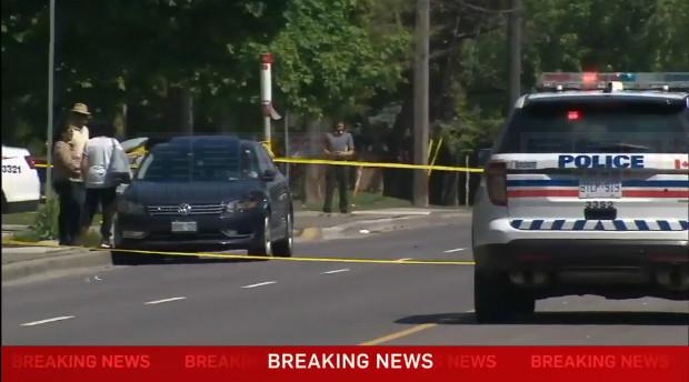 北約克兩少女被撞倒 正在前往畢業典禮途中