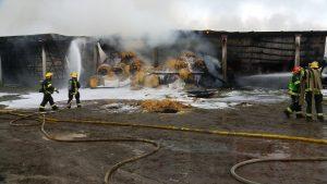 卑詩省菲莎河谷有穀倉發生大火