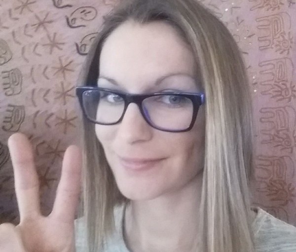 美國聯航又爆爭議 疑迫患病婦用杯小便