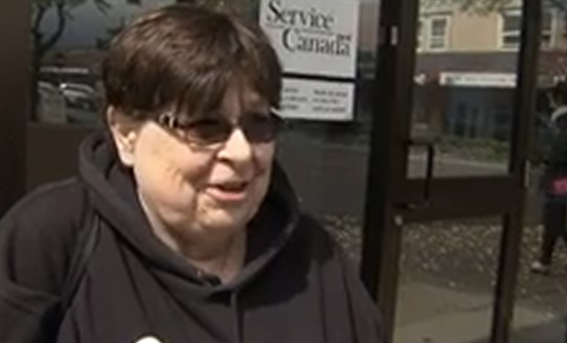 註冊出錯女子被當做私人 “去世”后還收到政府催還款信件