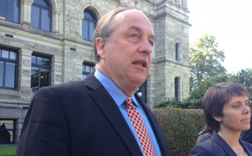 卑詩省綠黨最快於星期二公布支持那個政黨執政