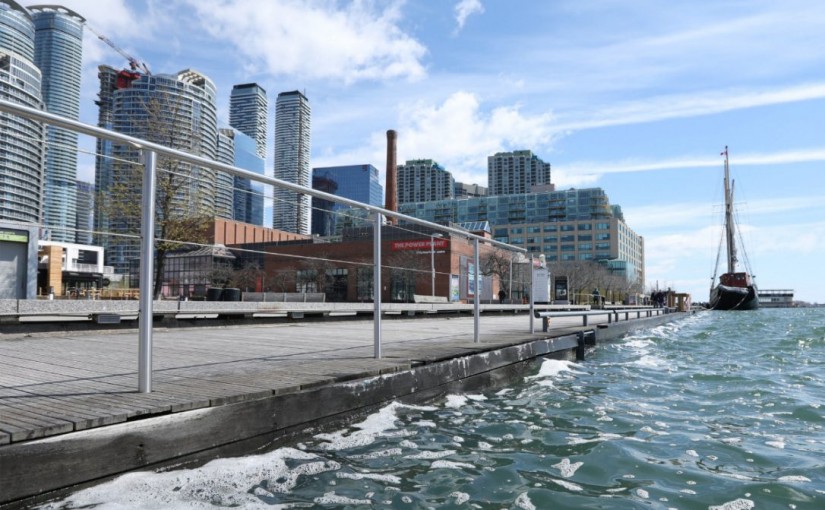 多倫多內港大腸桿菌超標300倍!