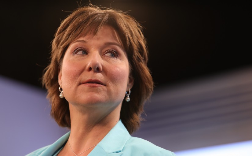 卑詩省一名女子被控恐嚇省長簡惠芝