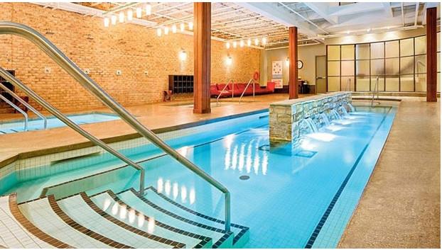 多倫多水療館禁止變性人入內 社交媒體引發軒然大波