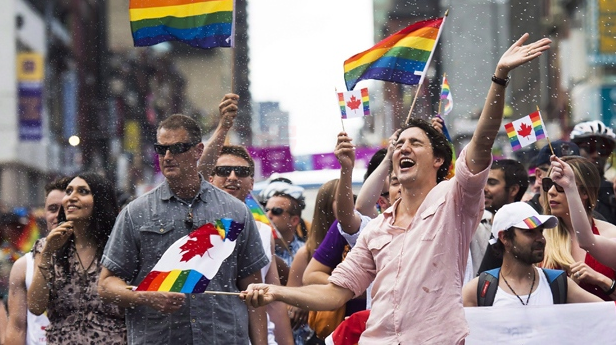杜魯多將參加今日多倫多自豪大巡遊