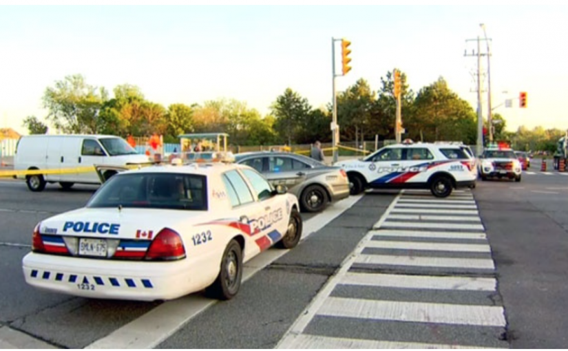 約克區兩行人在馬路上打架 一人被撞死