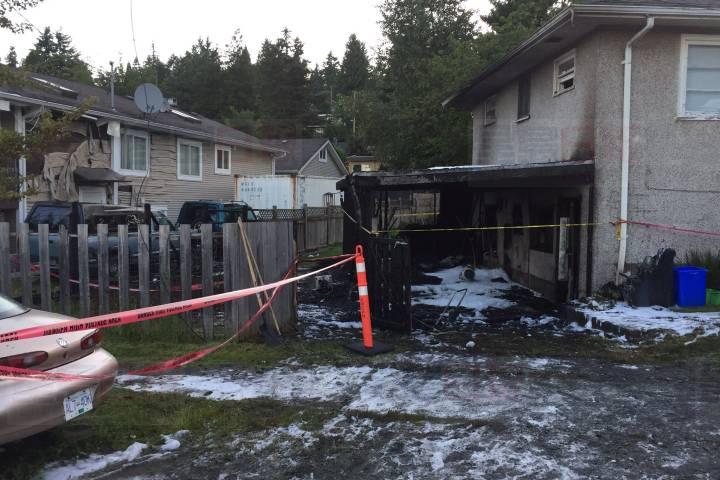 卑詩省高貴林市有房屋發生火警 兩人送院