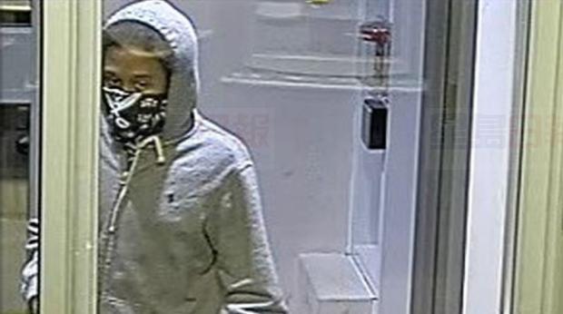 多倫多男子唐人街遭兩匪挾持行劫 警方正公開尋人