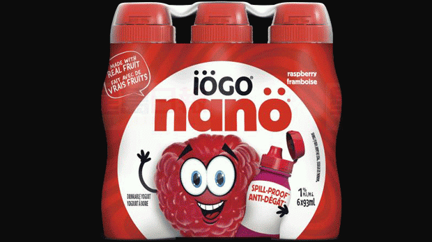 放下手裡的酸奶！這個牌子的酸奶裡面有塑料碎片！