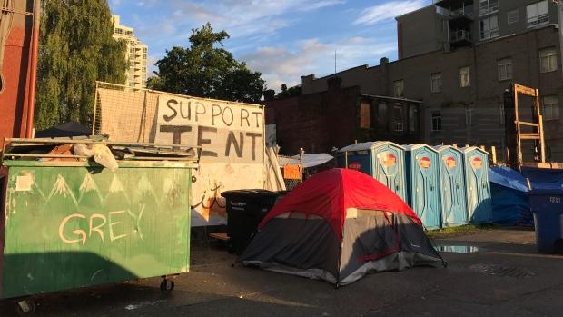 溫哥華佔據空地的露宿者要搬走