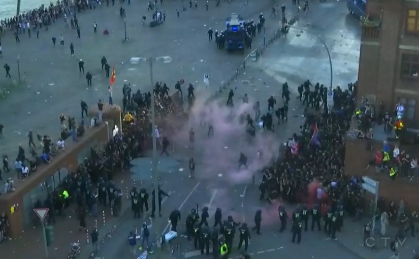 G20峰會開幕前 警方用水炮驅散抗議者