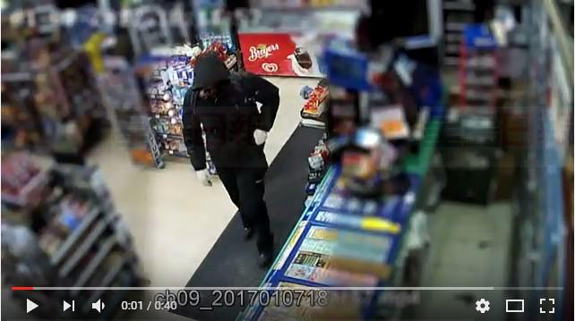 旺市便利店搶劫視頻公佈 警方正在尋找嫌犯